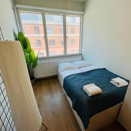 With Double Bed And Kitchen 3